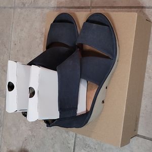 Clark blue ankle sandals